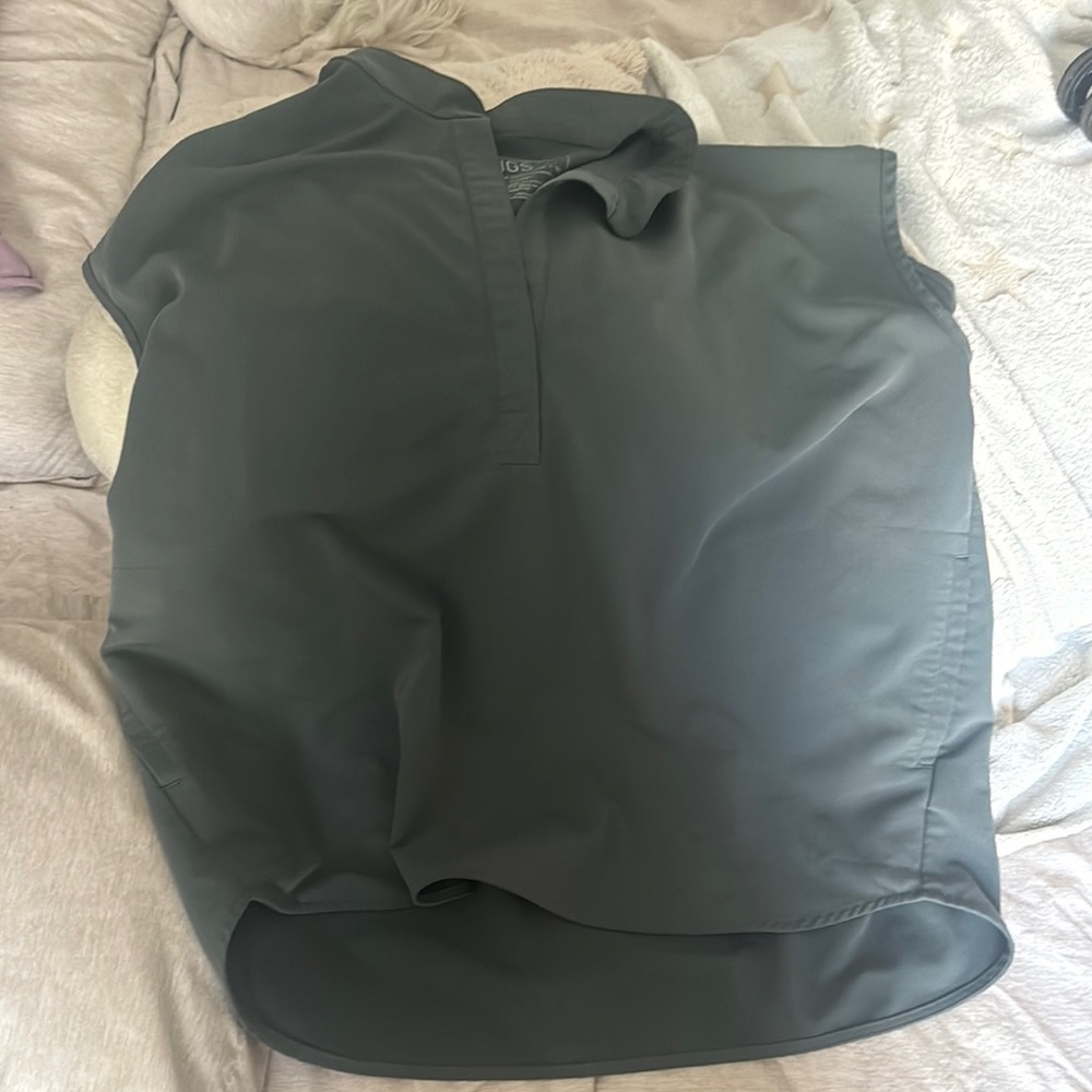 Figs Women's Top in Dark Green